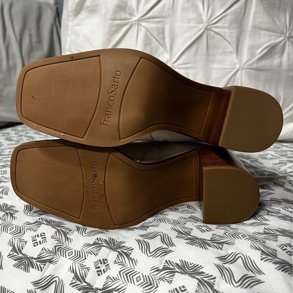 Franco Sarto mid-shin Stevie putty color - Picture 3 of 5